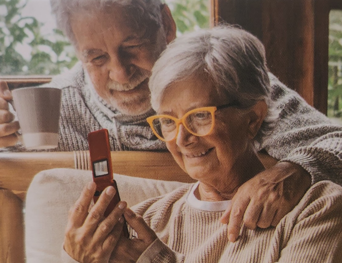 La Importancia de los Celulares para Adultos Mayores